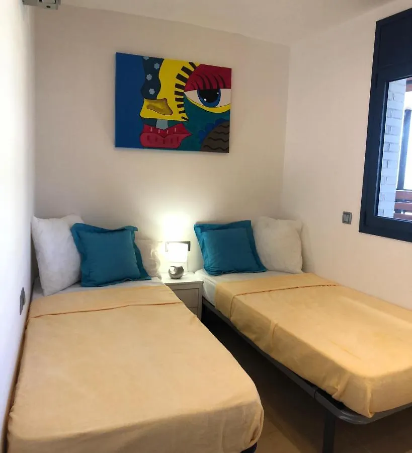 Apartment Appartement Residence A Roses - Port Trebol Avec Piscine Et Parking Prive Spain