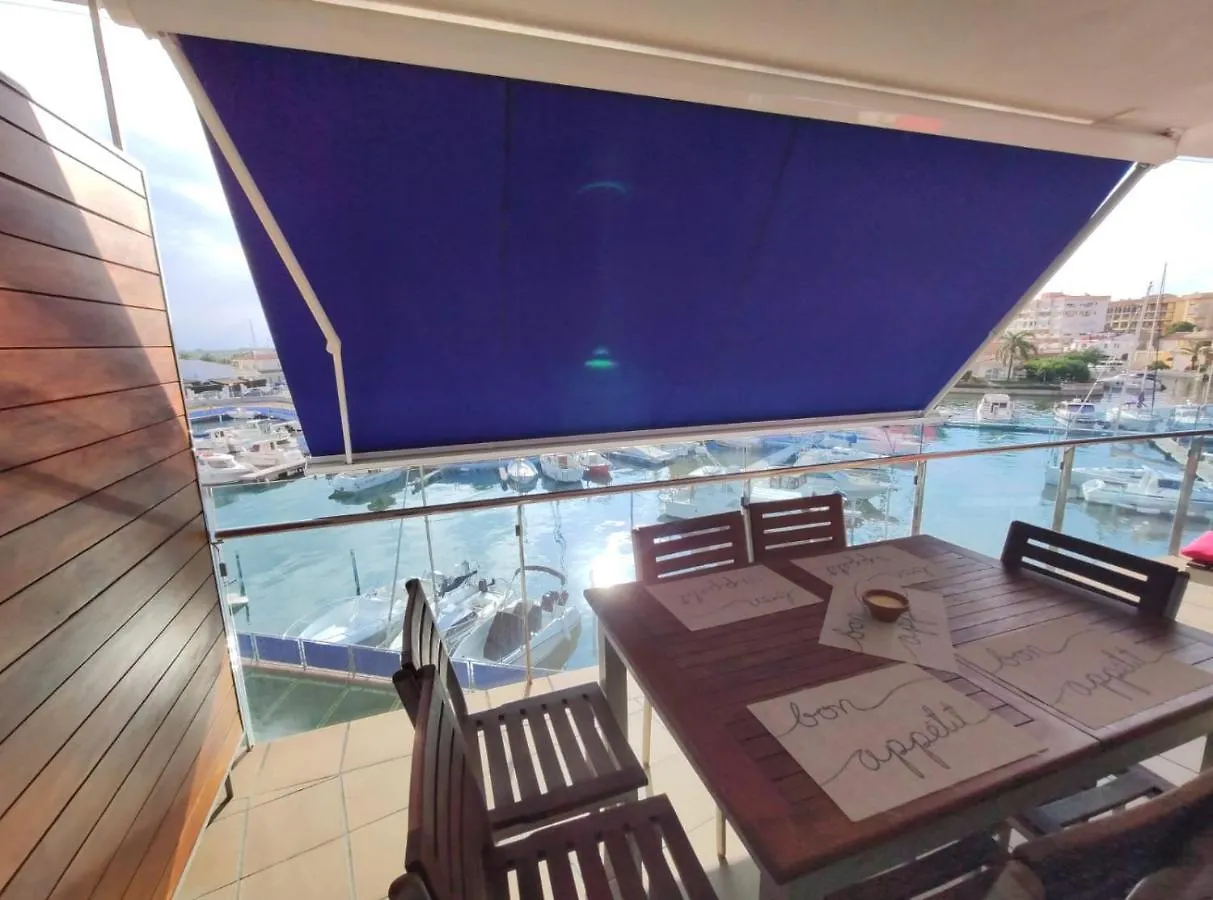 Appartement Residence A Roses - Port Trebol Avec Piscine Et Parking Prive 0*,  Spain